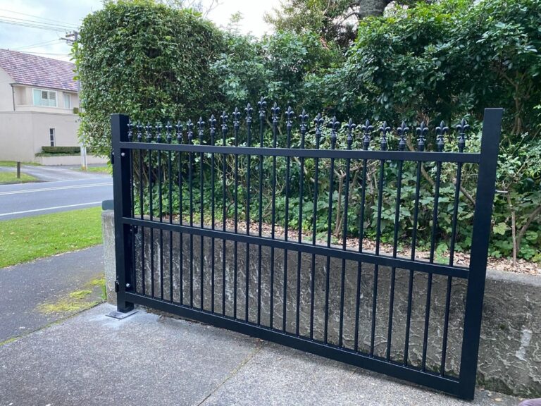 Red Stag Gates Fences 3 768x576