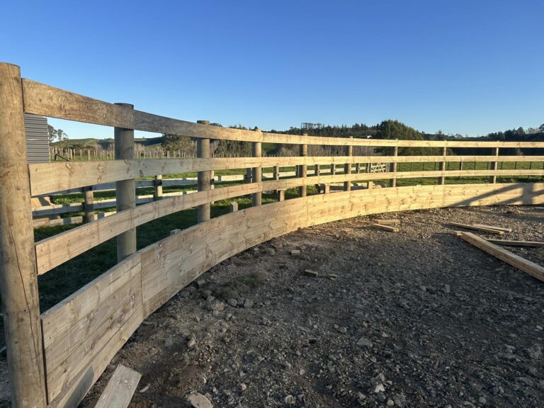 Topline Fencing and Retaining 2 768x576