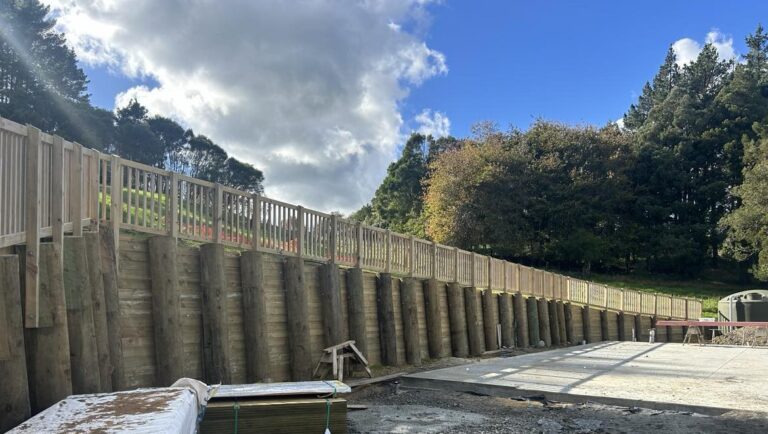 Topline Fencing and Retaining 3 768x434