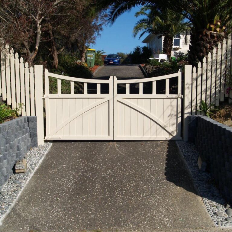 custom gates ltd 768x768