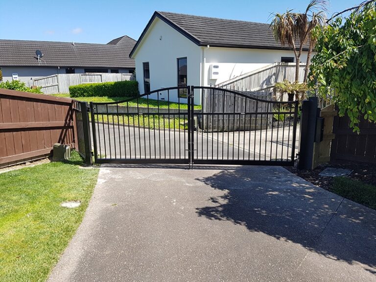 fencing gates more 1 768x576